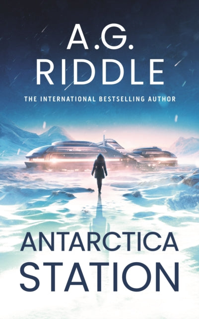 Antarctica Station - 9781035913817